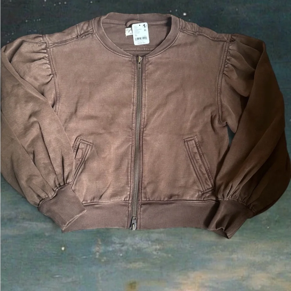 FREE PEOPLE Sweatshirt Bomber Jacket